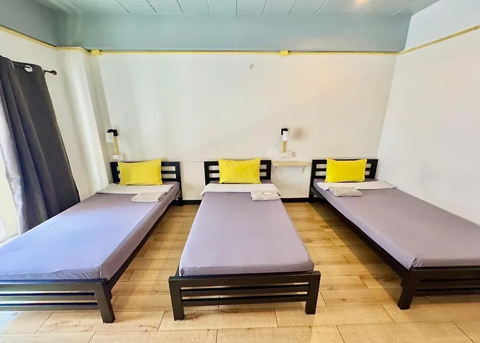 Bed Suvarnabhumi Hostel *
