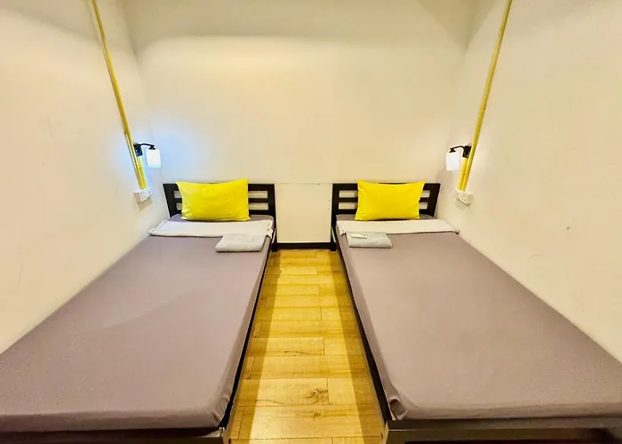 Hostel Bed Suvarnabhumi *