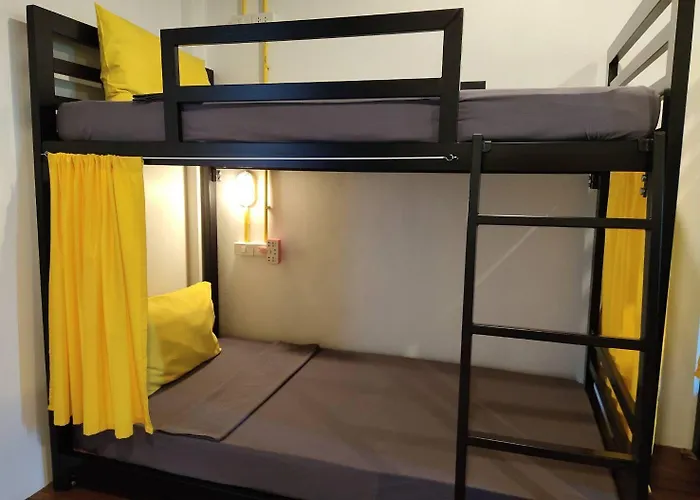 Hostel Bed Suvarnabhumi *