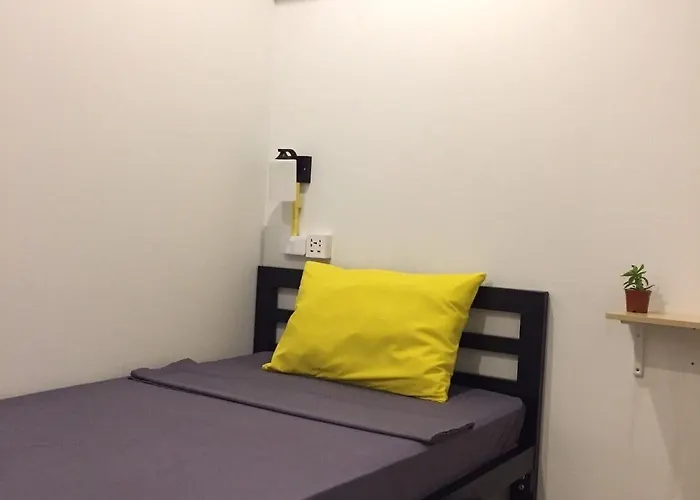 Bed Suvarnabhumi Hostel